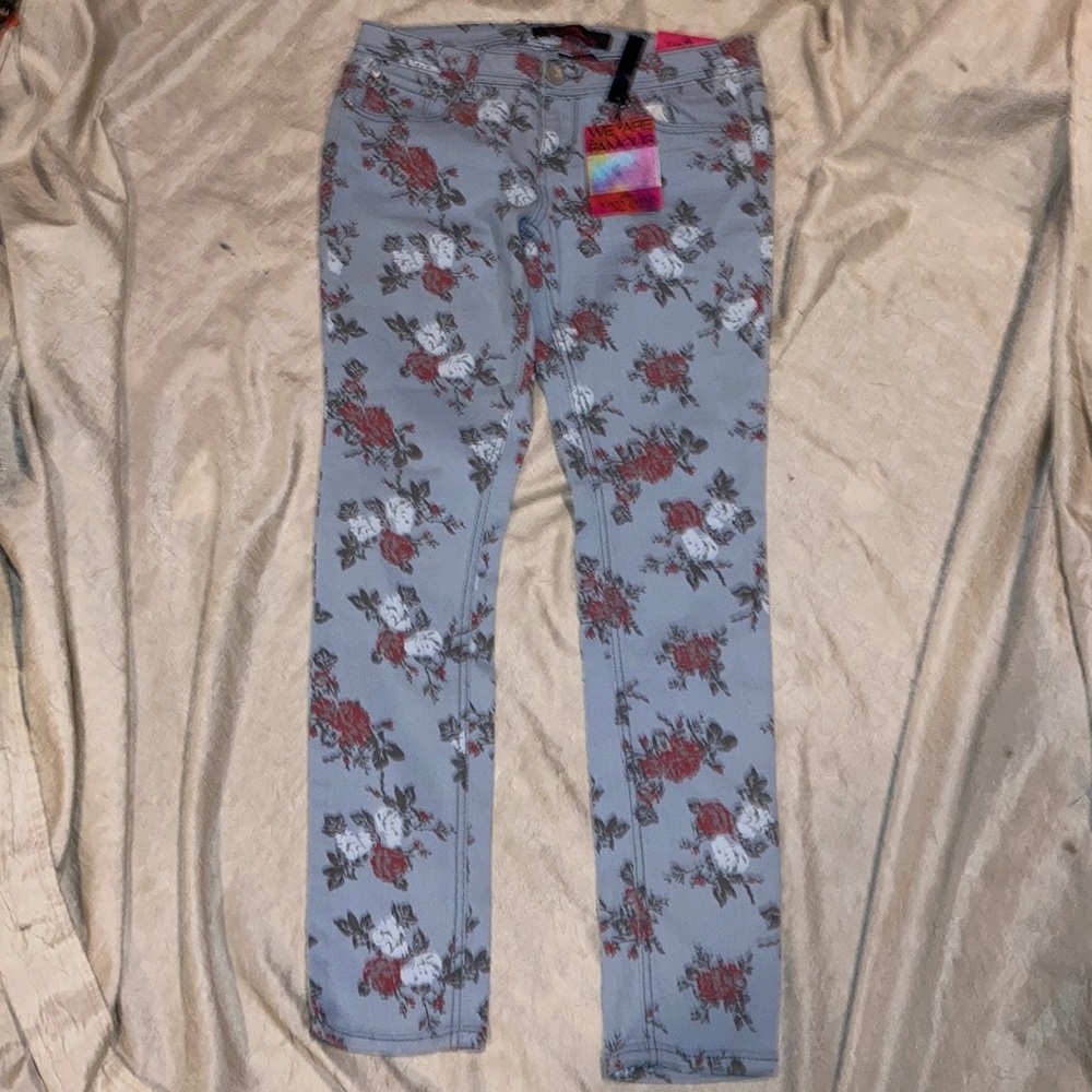 ALMOST FAMOUS FLORAL PRINT SKINNY JEANS SIZE 11